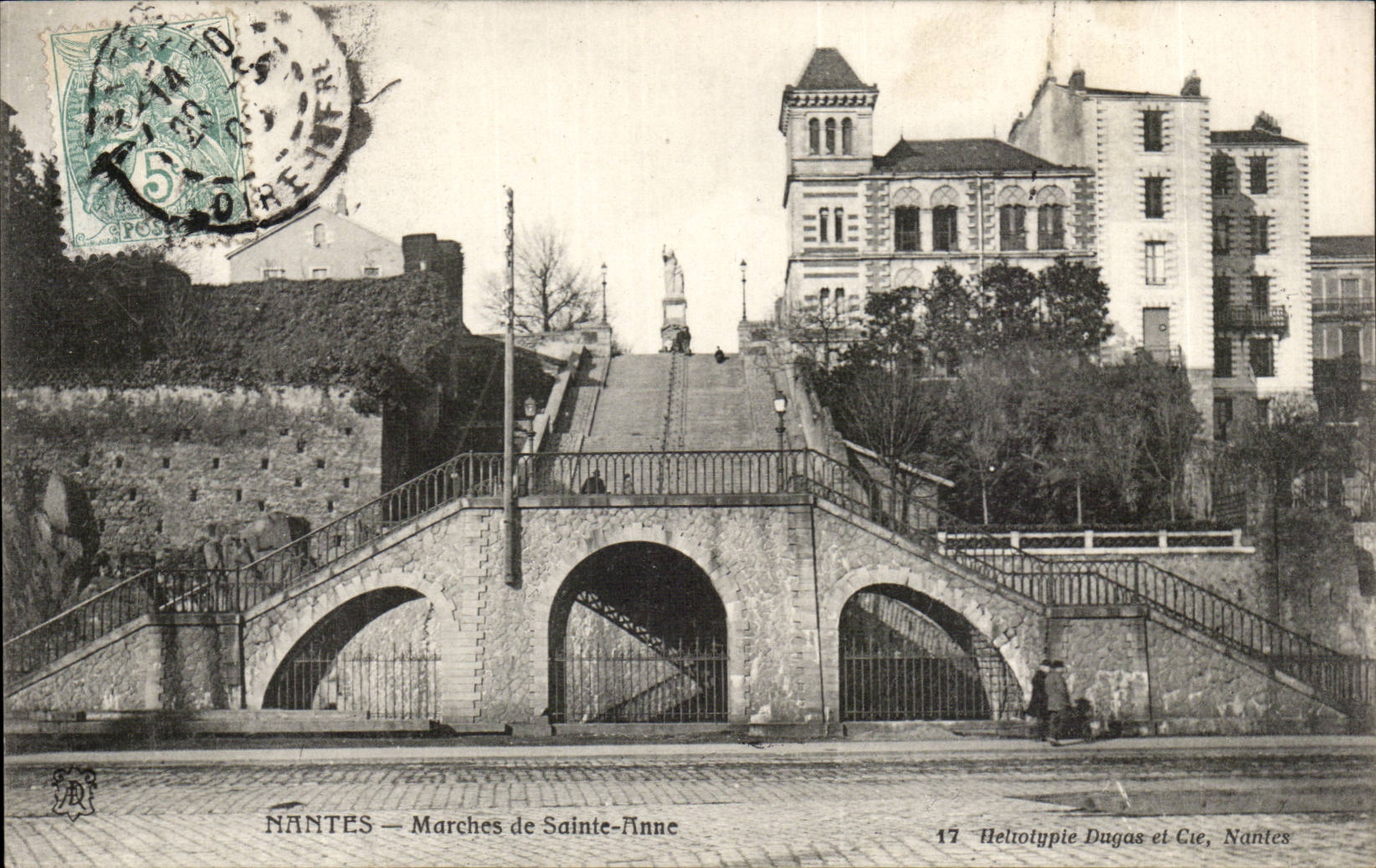 Nantes CPA Markets of Sainte Anne