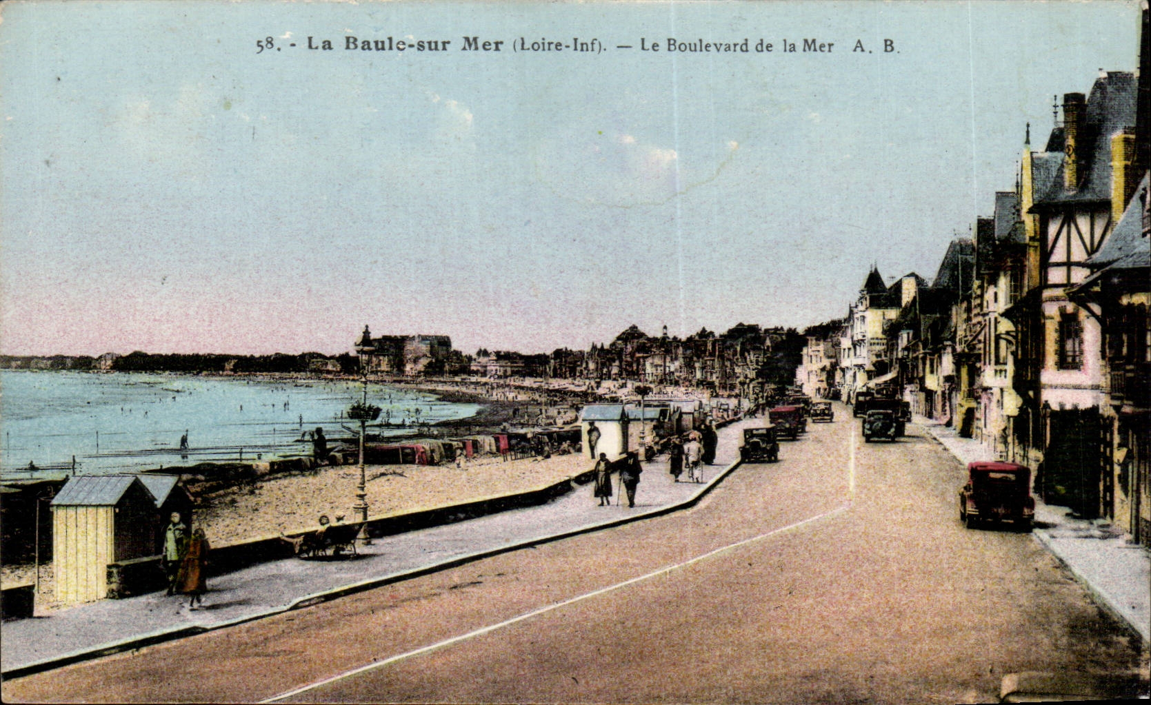 CPA La Baule the boulevard of the sea