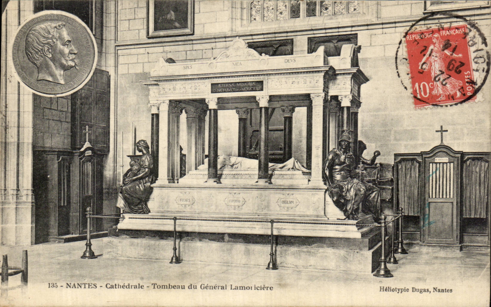 CPA Nantes Cathedral Tomb of general Lamoriciere