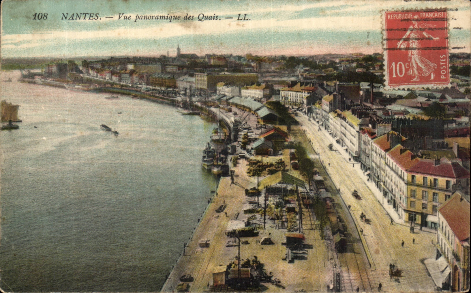 Nantes CPA Panoramic View of the quays