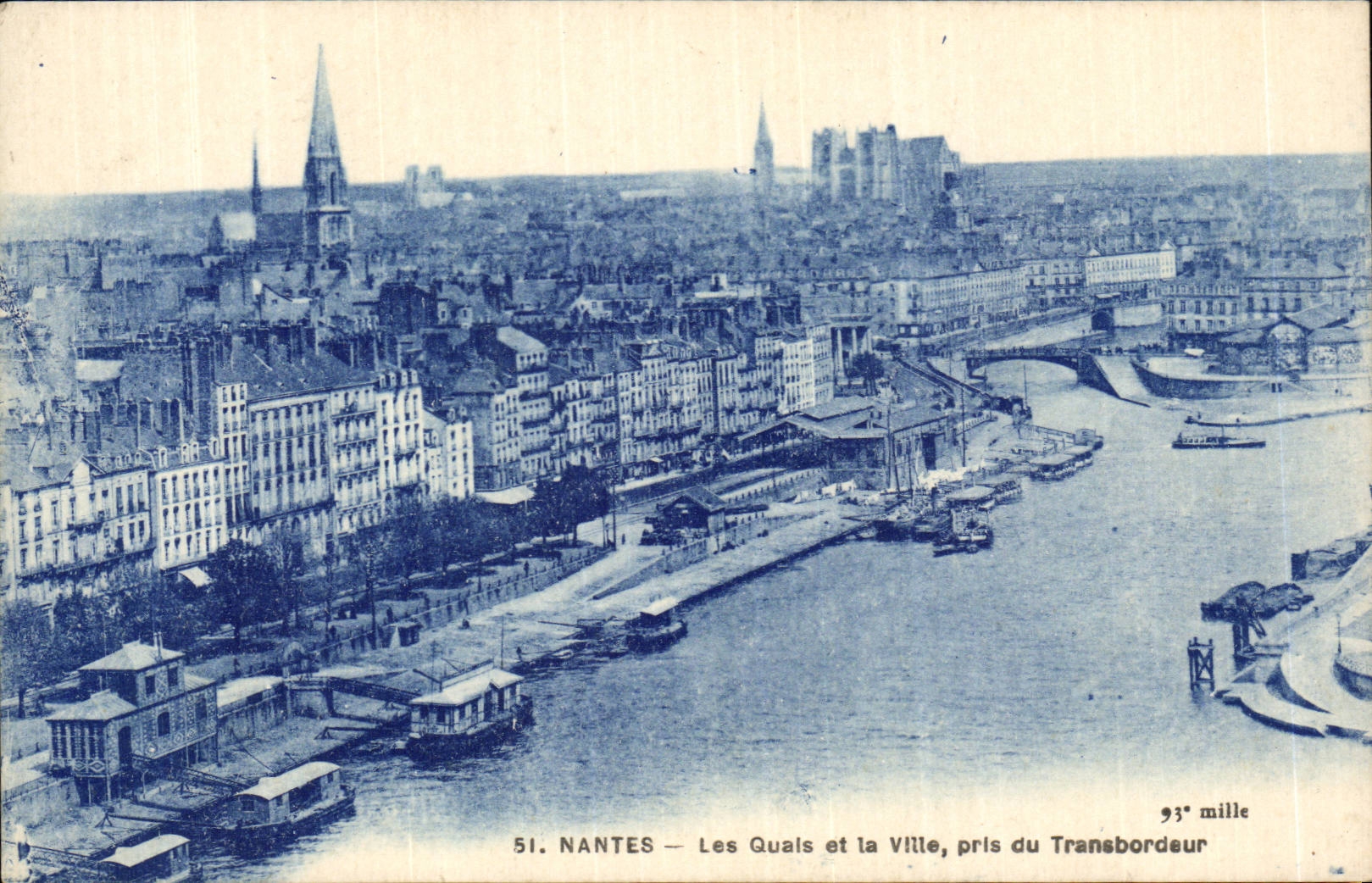Nantes CPA quays and the city taken of the transporter