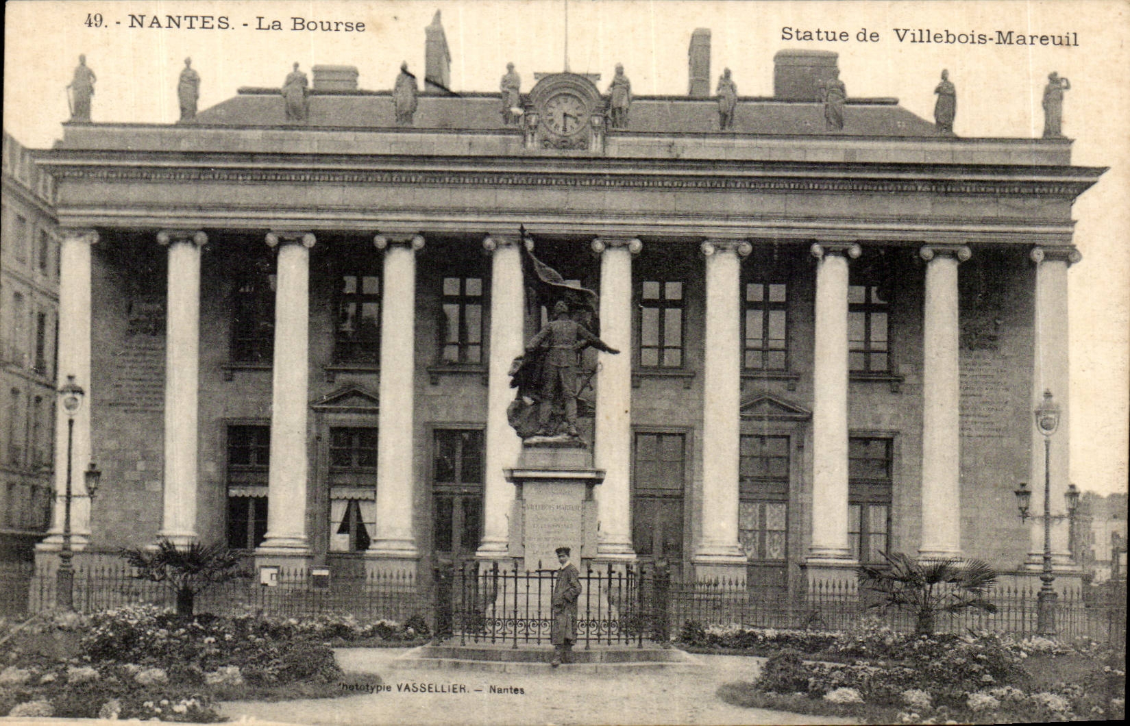 Pornic CPA the Stock Exchange Statue of Villebois Mareuil