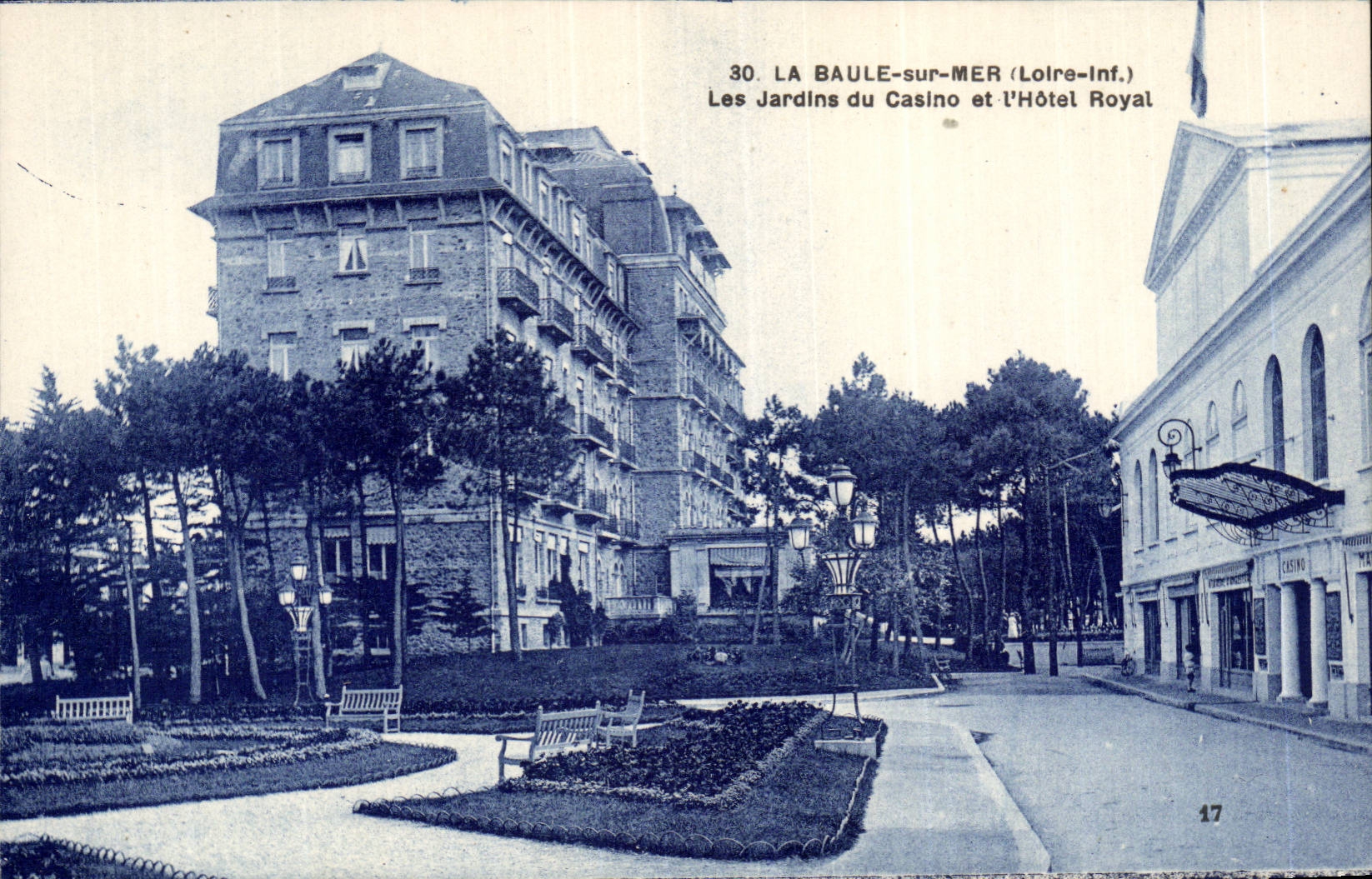 CPA La Baule gardens of the casino and the Royal hotel