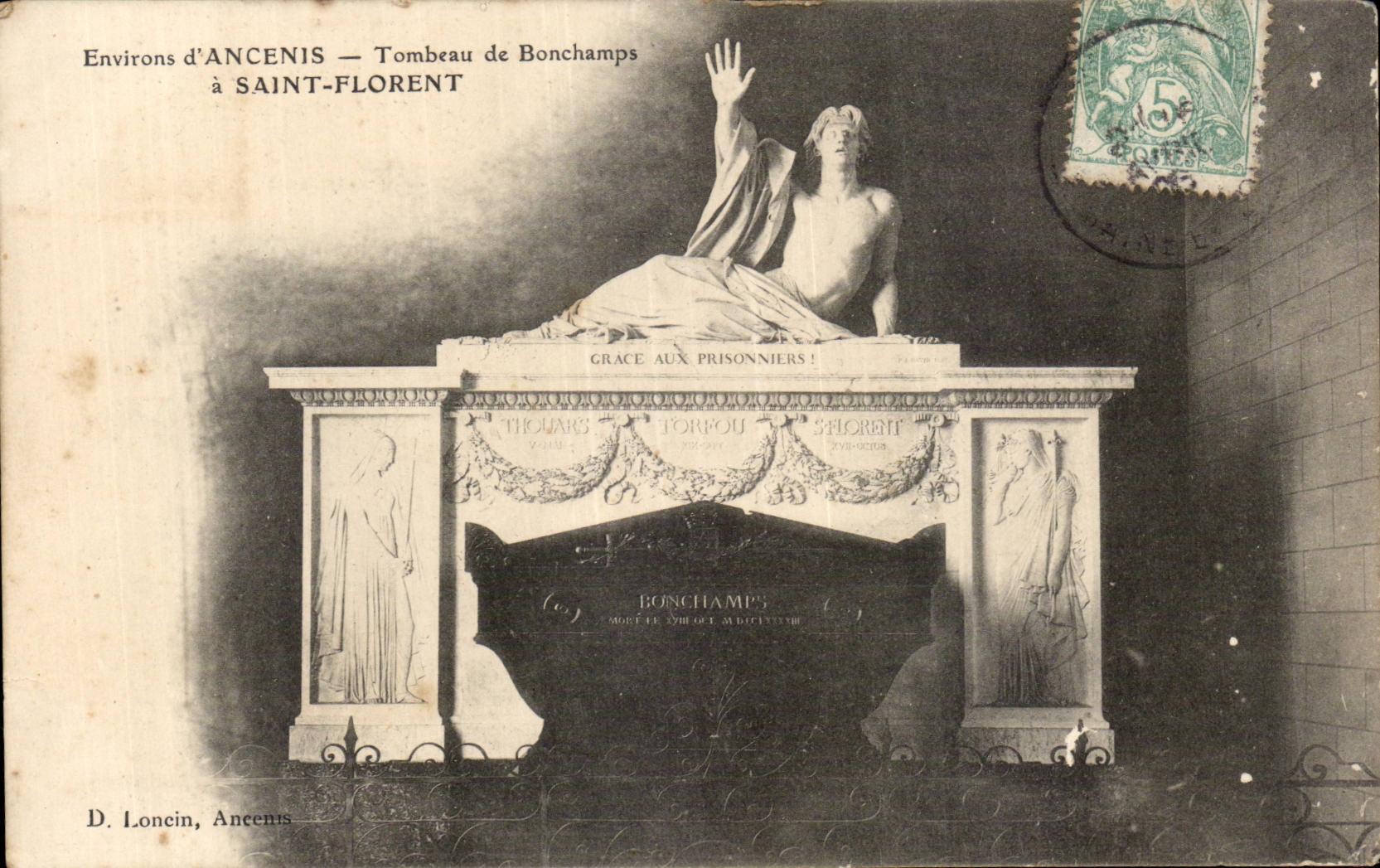 CPA Environs of Ancenis Tombeau of Bonchamps has Saint Florent