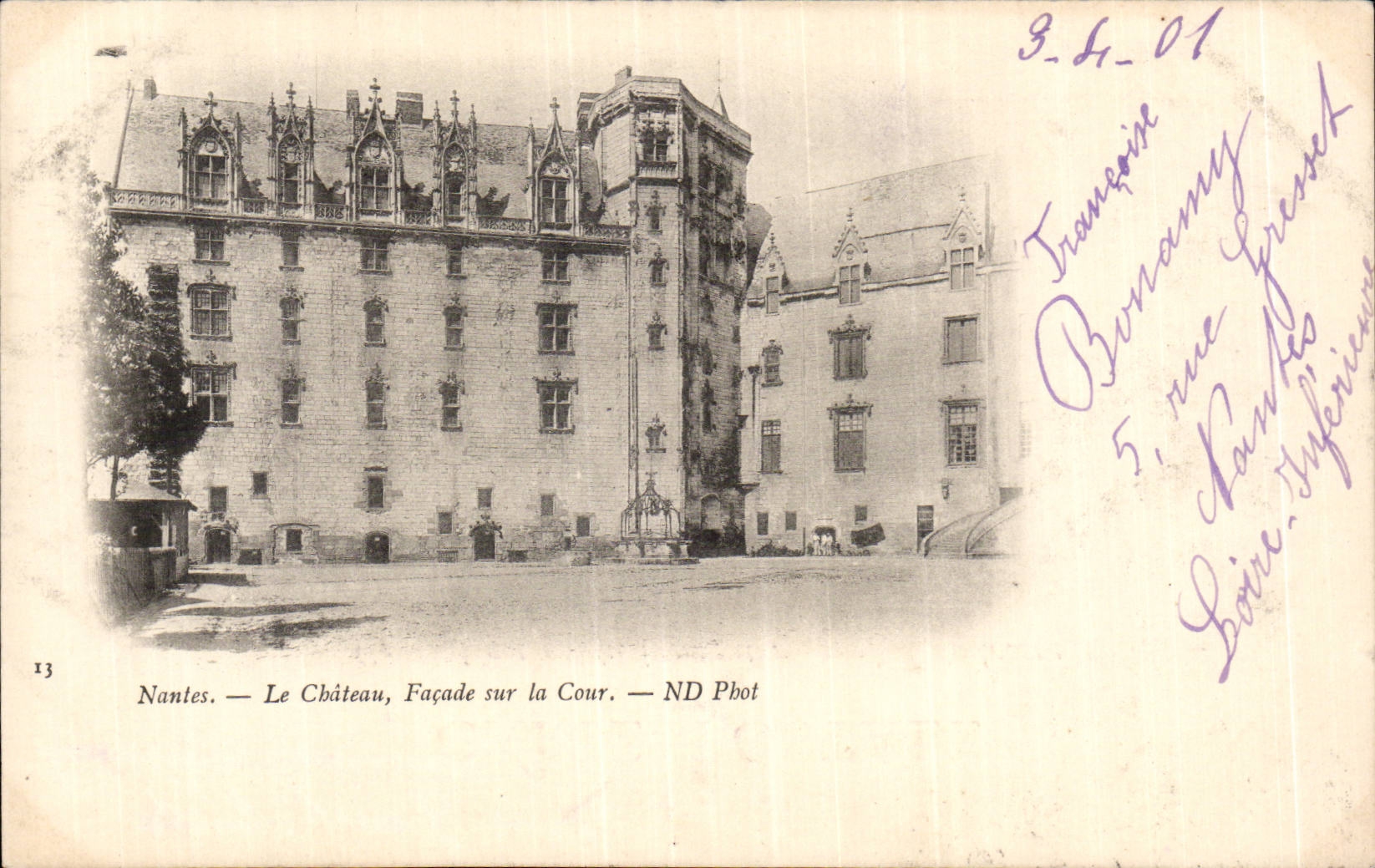 CPA Nantes the castle Frontage on the court