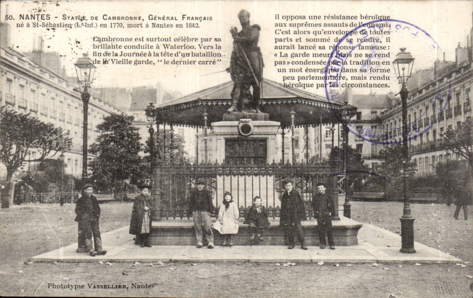 CPA Nantes Statue of dead CAmbronne has Nantes in 1842