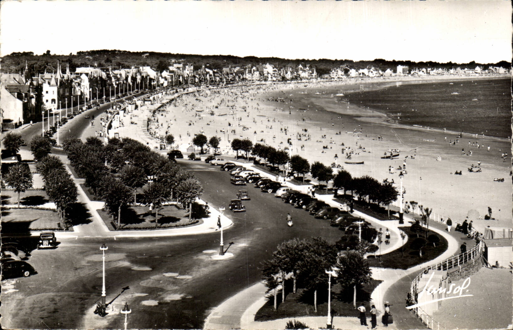 CPSM La Baule the most beautiful beach of Europe
