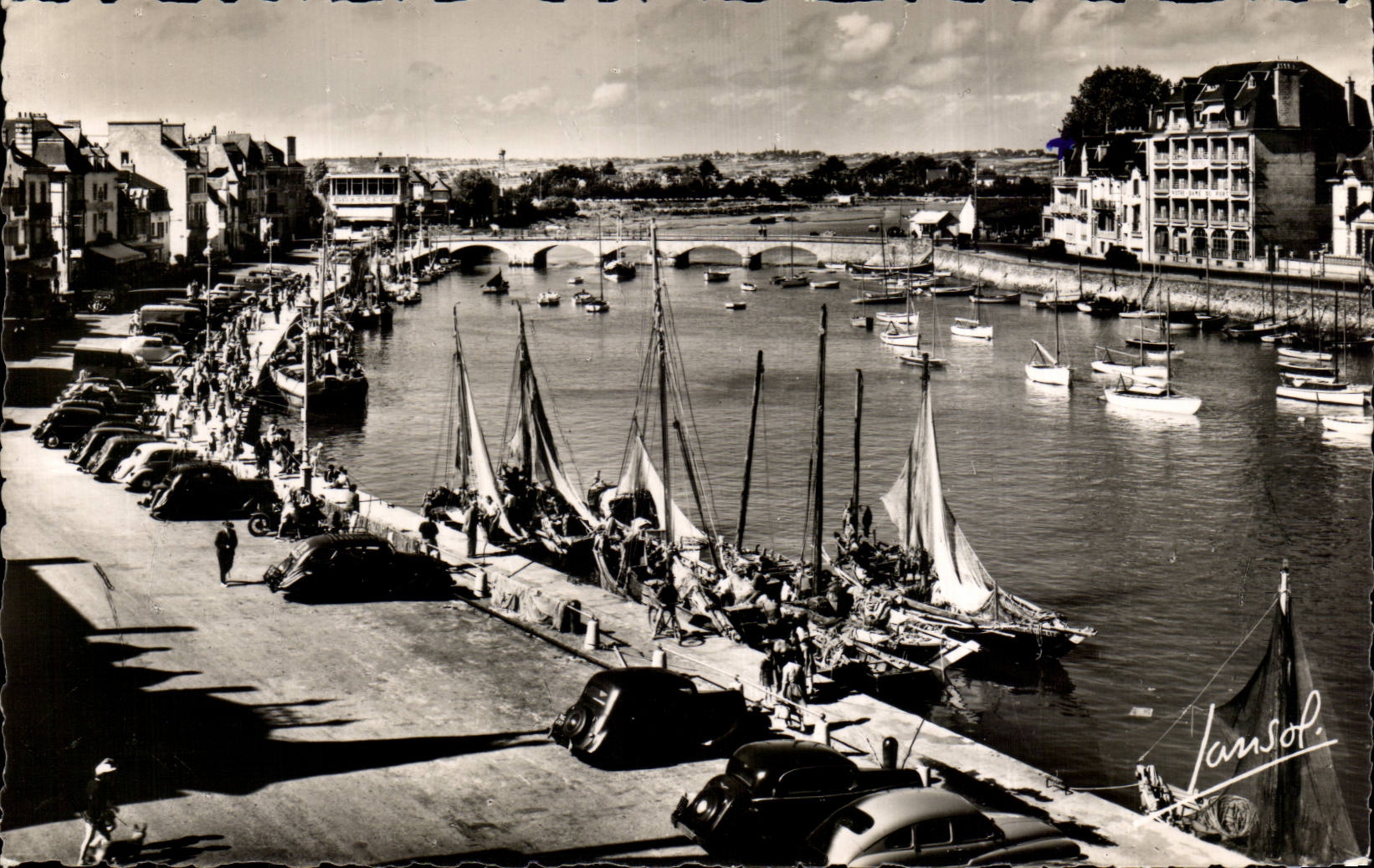 CPSM La Baule the port