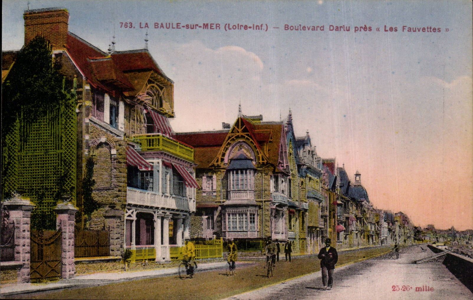 La Baule CPA Bouelvard Darlu close the Warblers