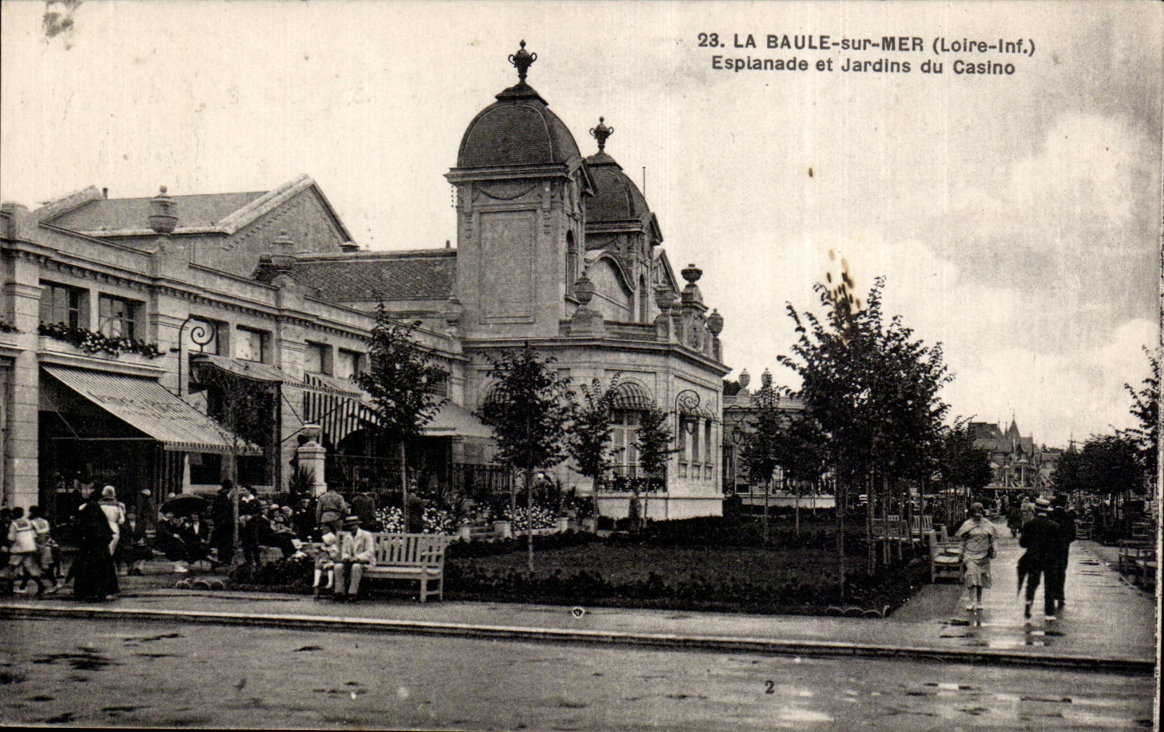 CPA La Baule Esplanade and gardens of the casino