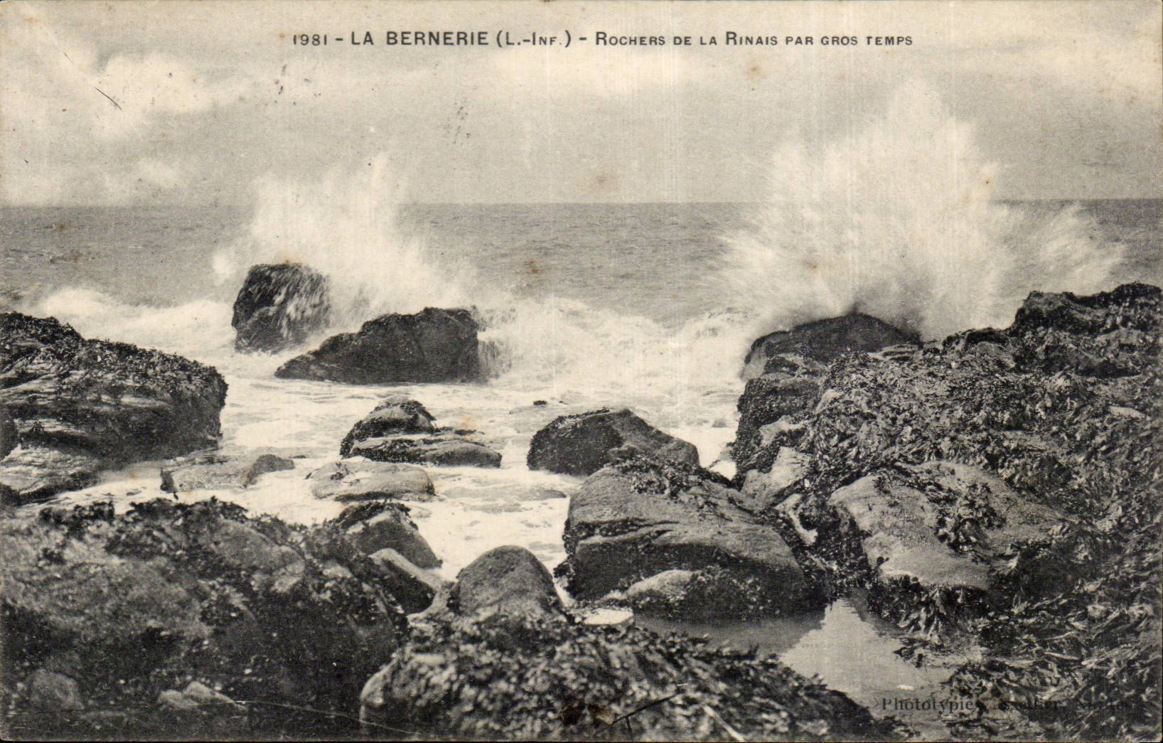 CPA Bernerie Rocks of Rinais by heavy weather