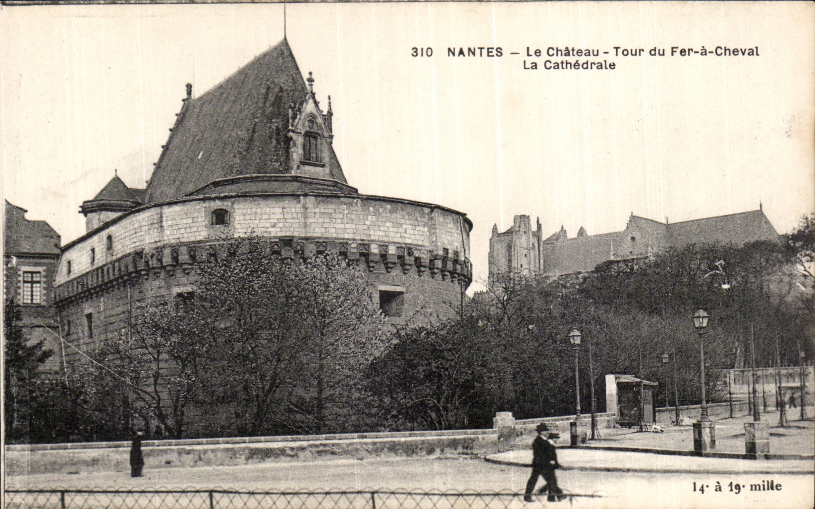 Nantes CPA the Tour castle of the Horseshoe the cathedral