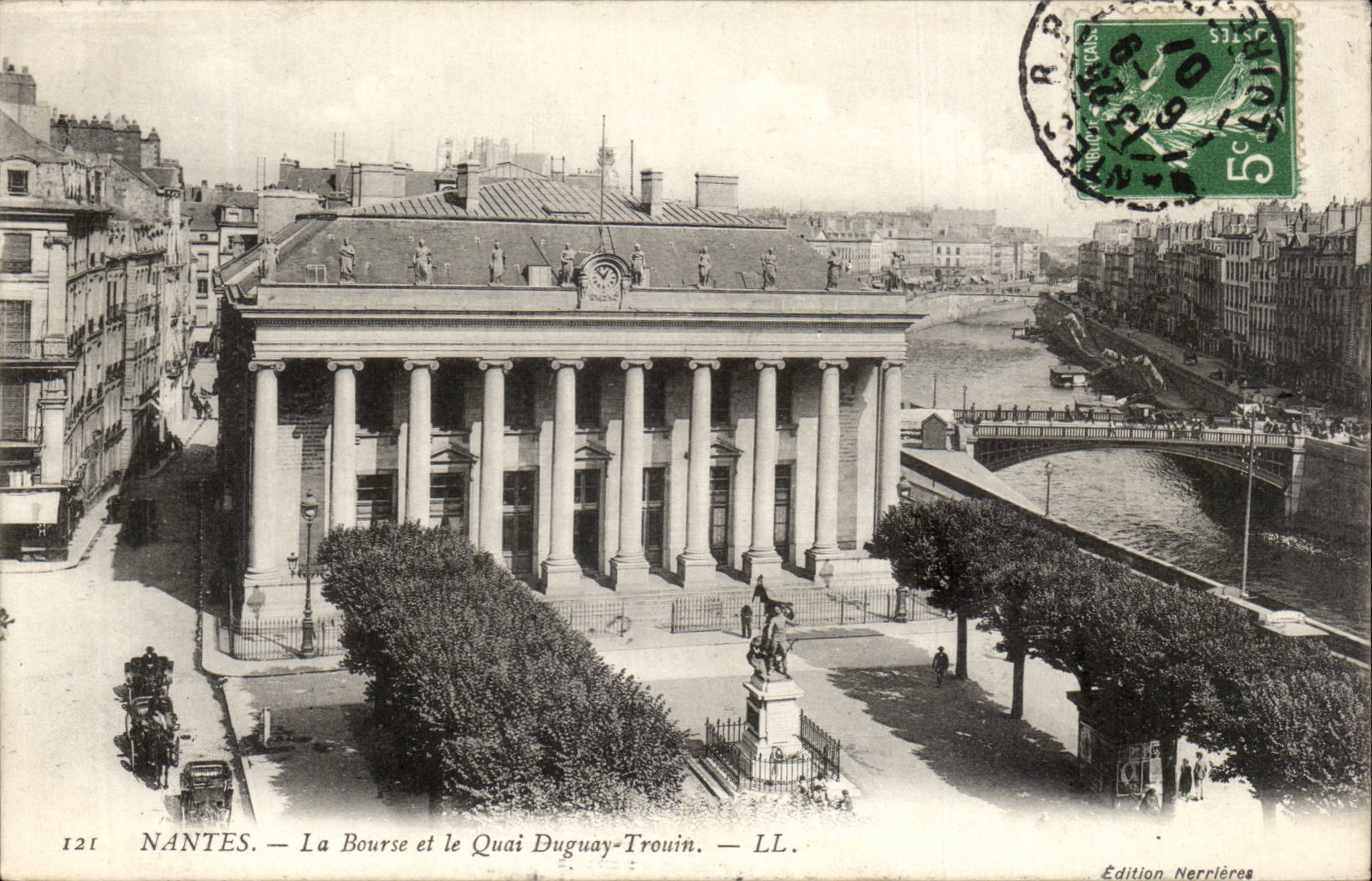 CPA Nantes the Stock Exchange and the quay Duguay Trouin