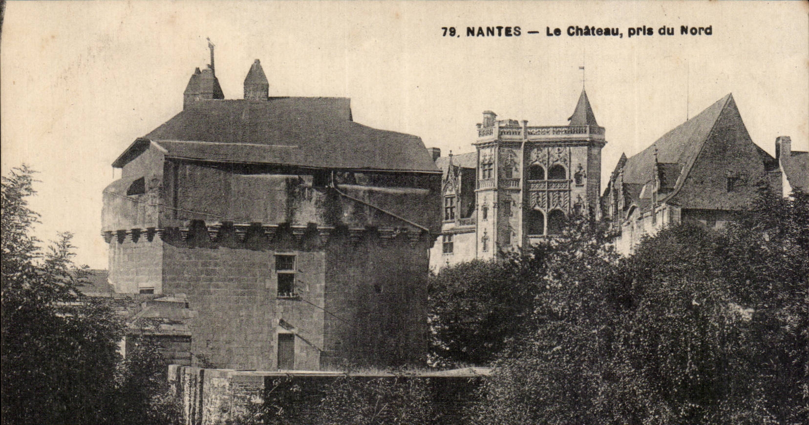 CPA Nantes the castle taken of north