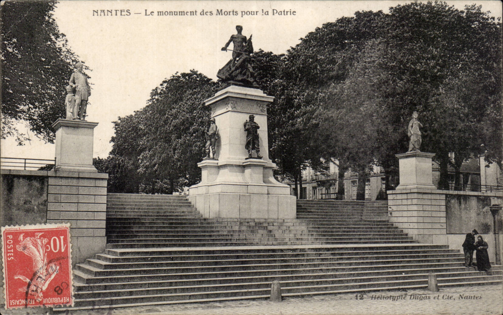 CPA Nantes the monument of died for the fatherland