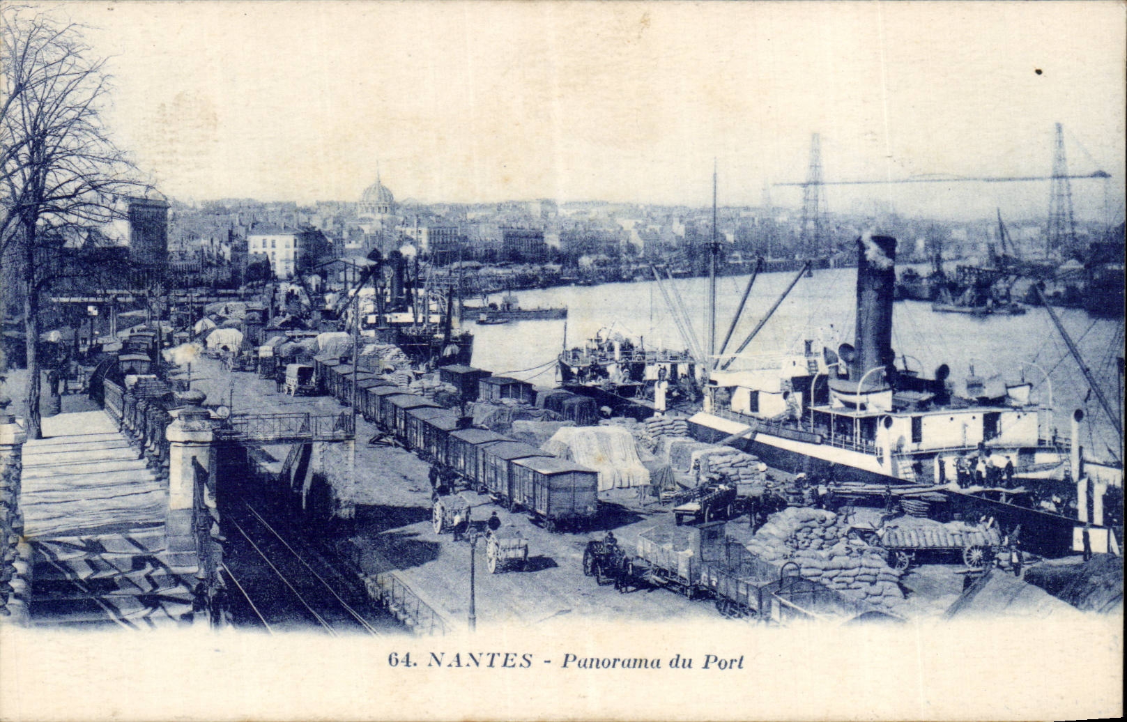CPA Nantes Panorama of the port