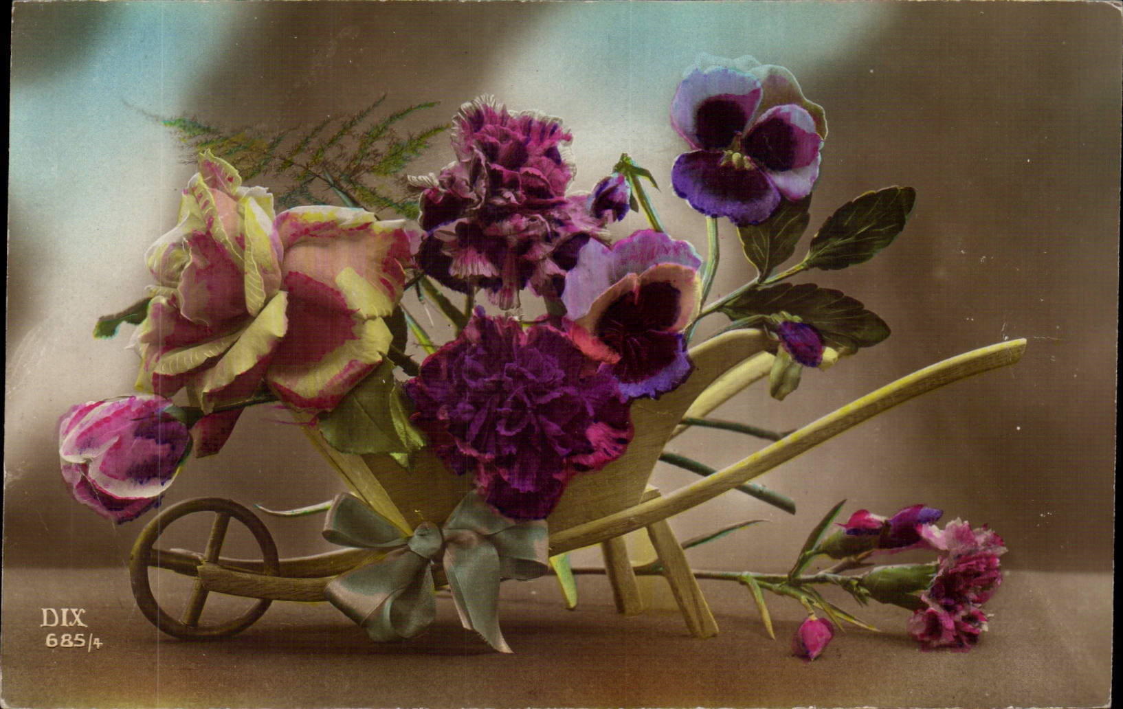 Blumen - Blumen - Schubkarre weg vom Rosa und von Pansies - gedacht - CPA