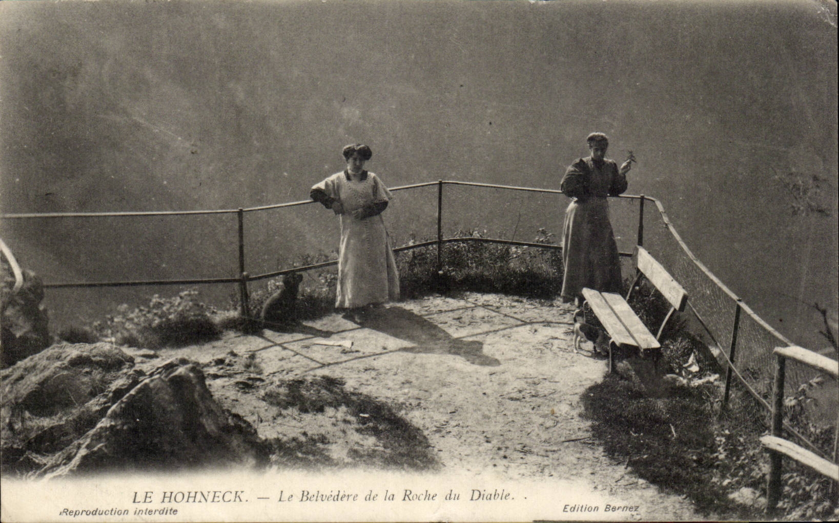 CPA Hohneck the View-point of the rock of the devil