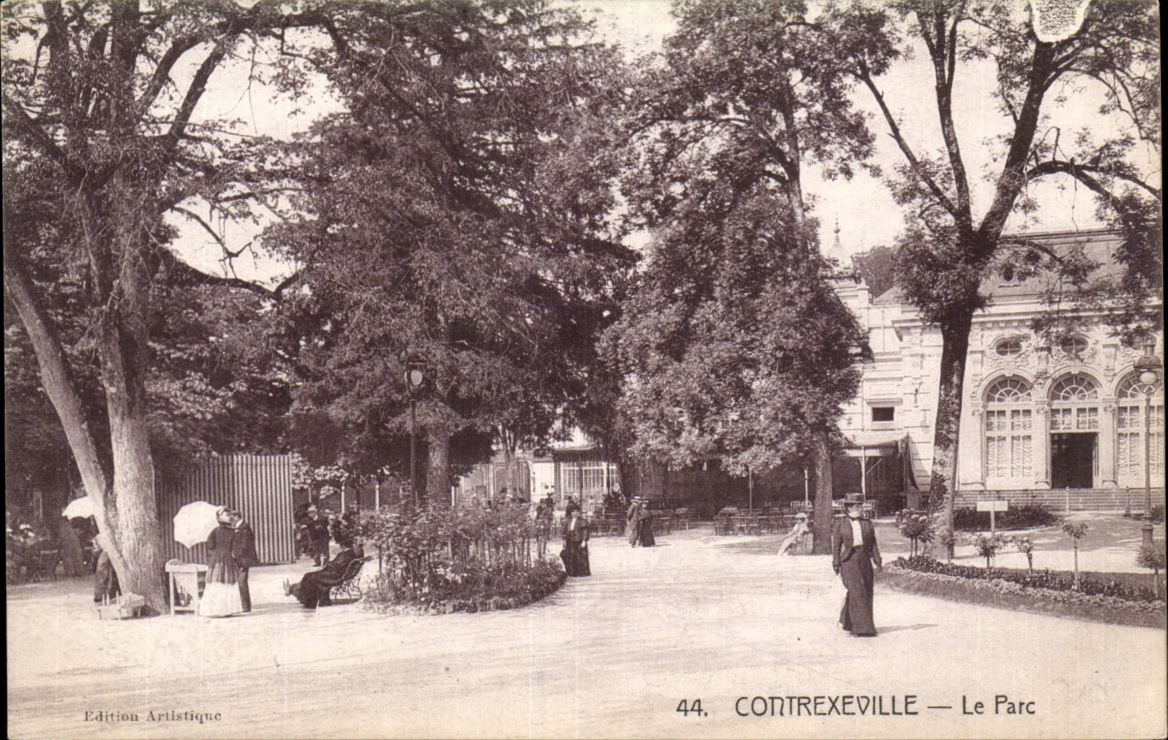 Contrexeville - the Park - CPA