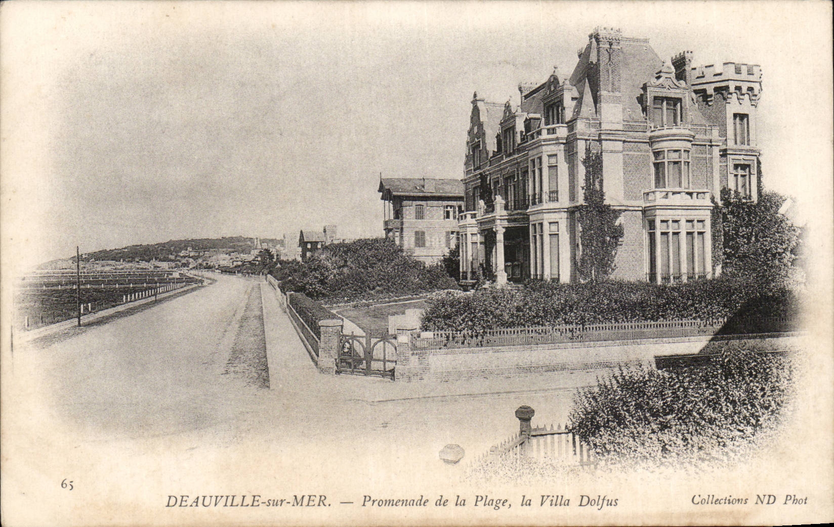 CPA Deauville Weg des Strandes das Dolfus Landhaus