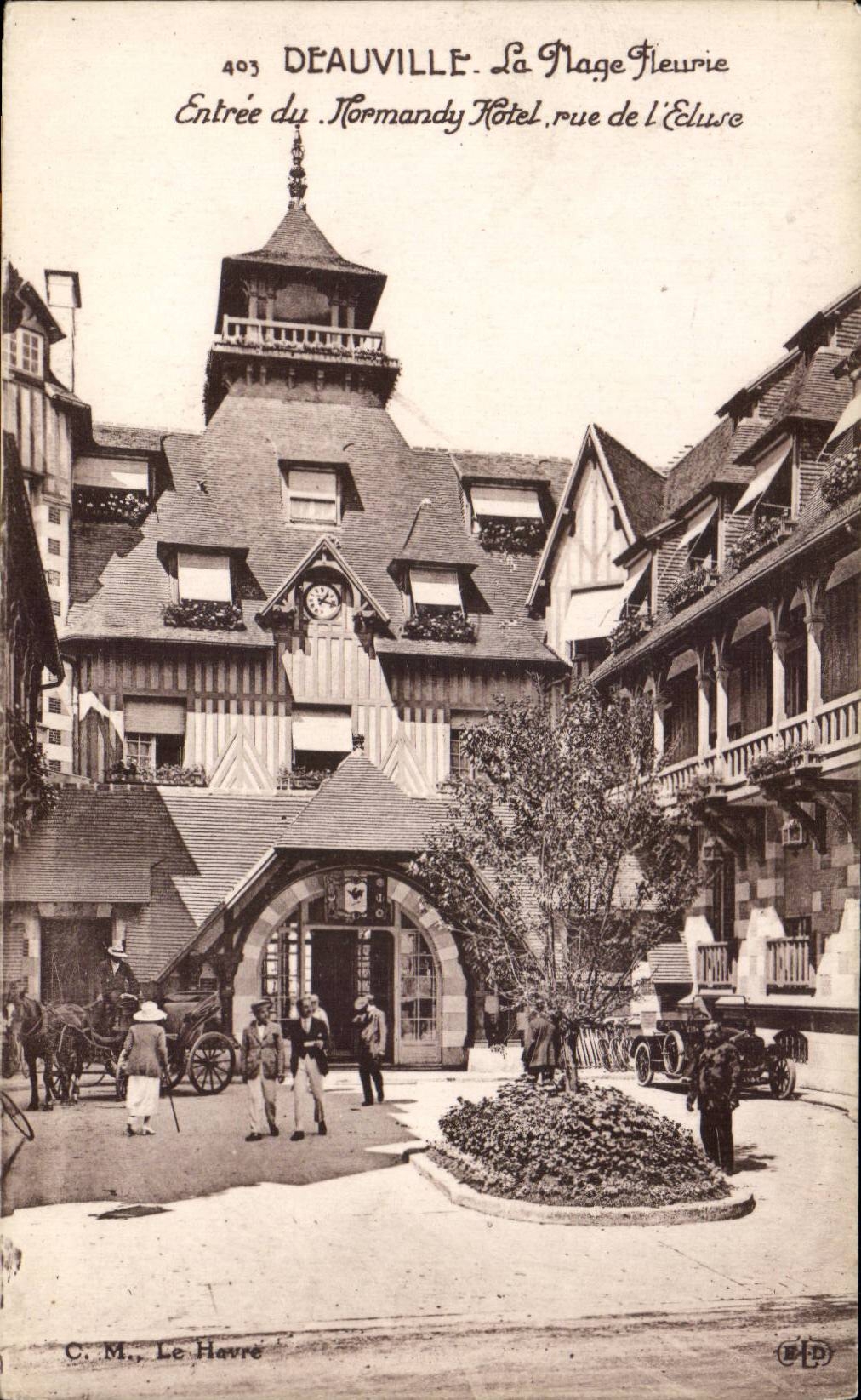 Deauville - gebluhter Strand - Eingang des Normandie-Hotels - Strasse des Verschlusses - CPA