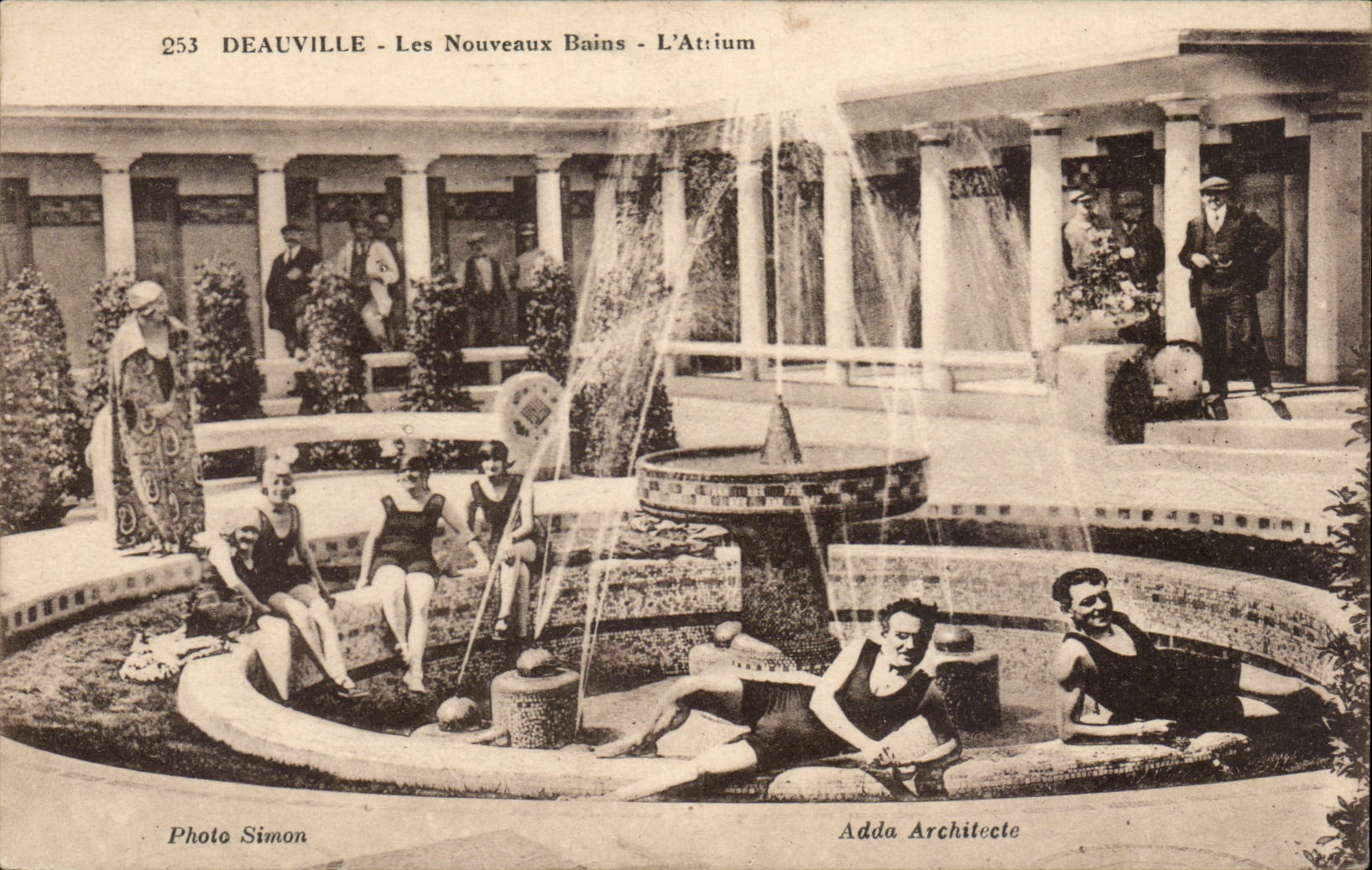 Deauville - neue Bader - das Atrium - Badeanzug - badend folgt - Art und Weise - Art Deco - CPA