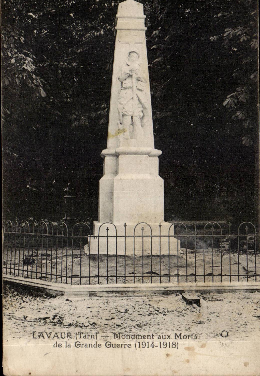 Lavaur - War memorial - CPA
