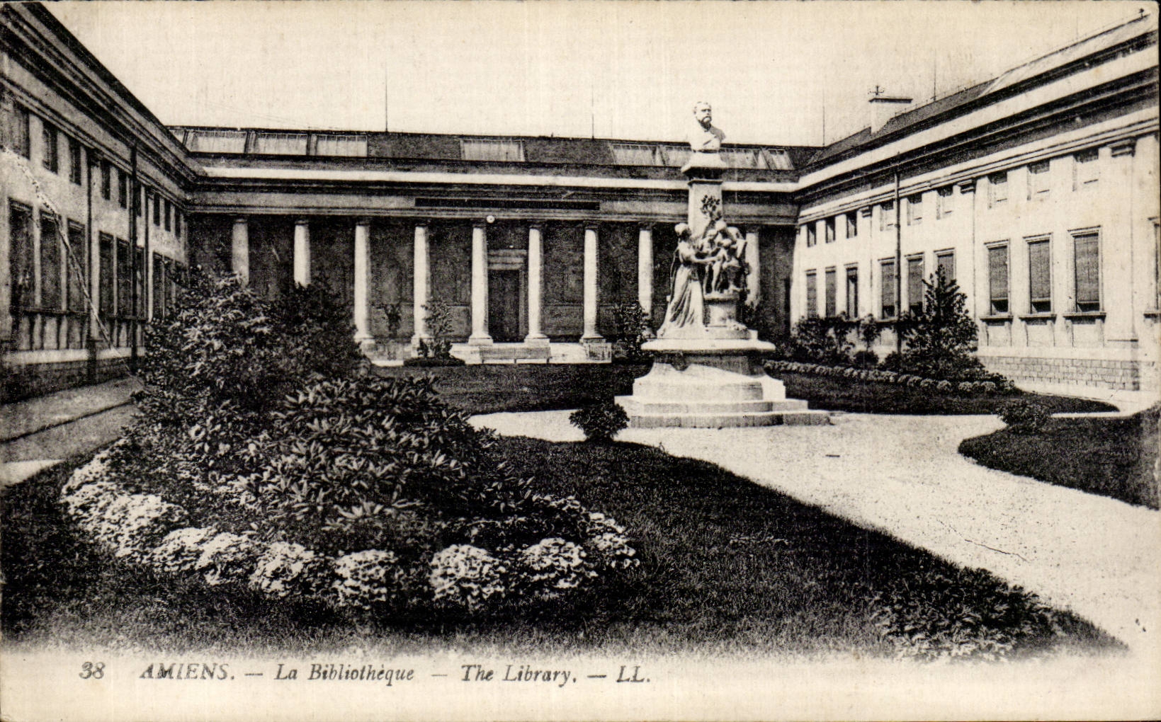 Amiens - the Library - The Library - CPA
