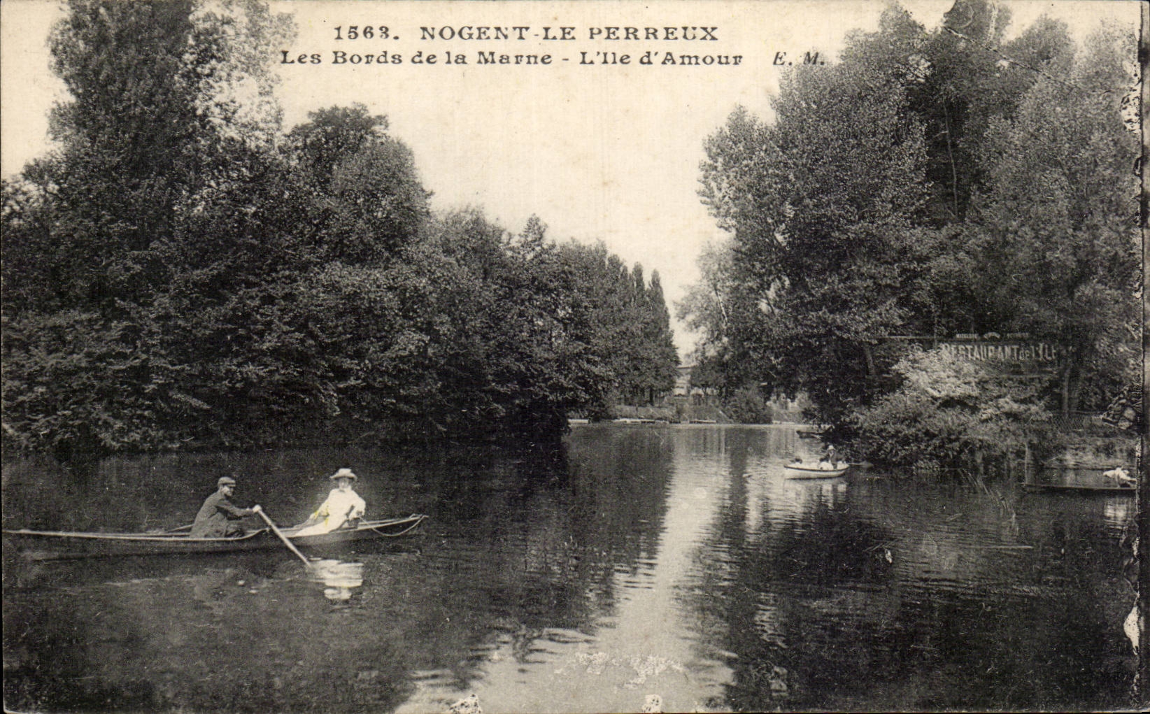 CPA Nogent perreux edges of the Marne the island of love