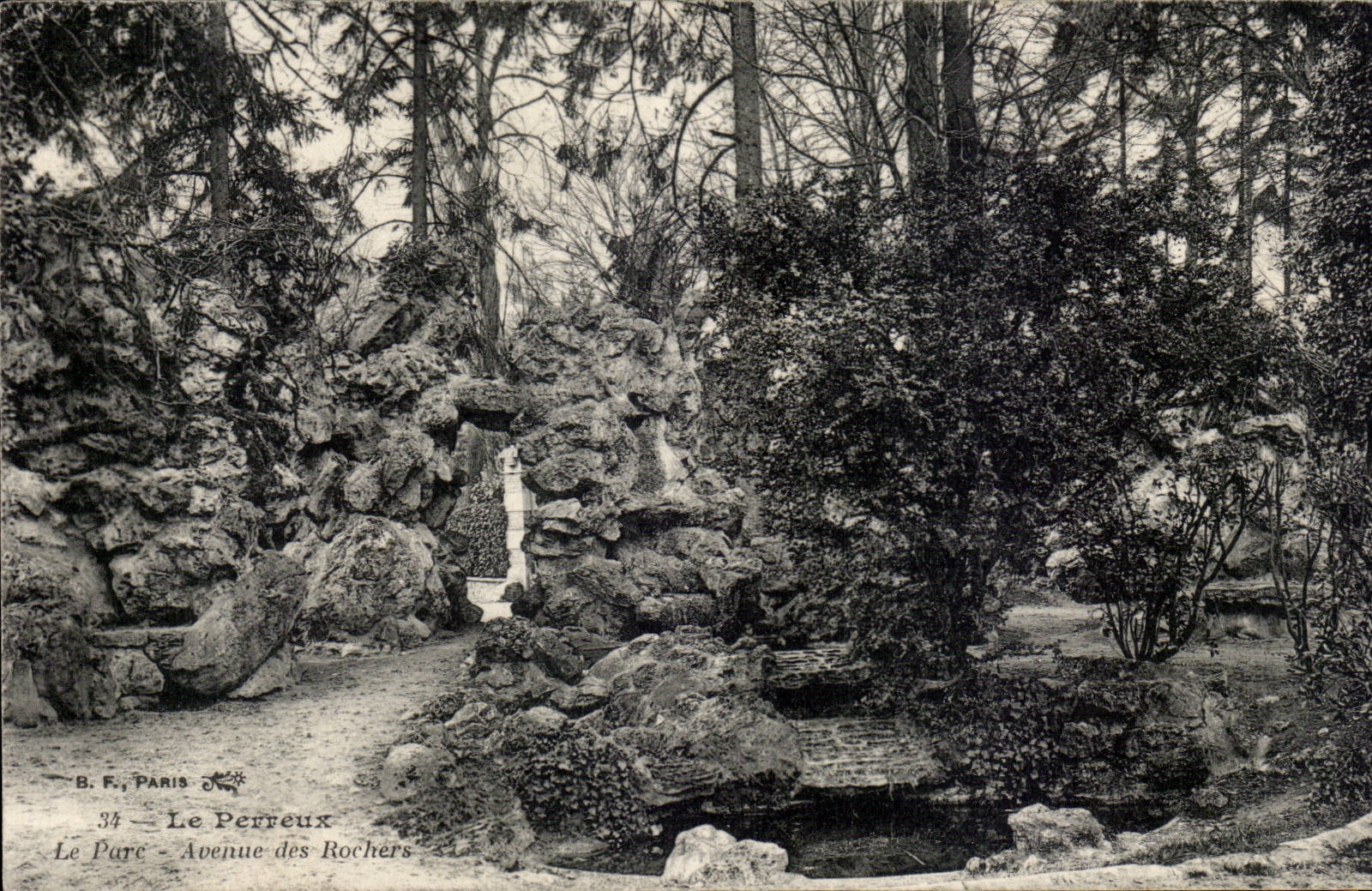 CPA perreux the park Avenue of the rocks