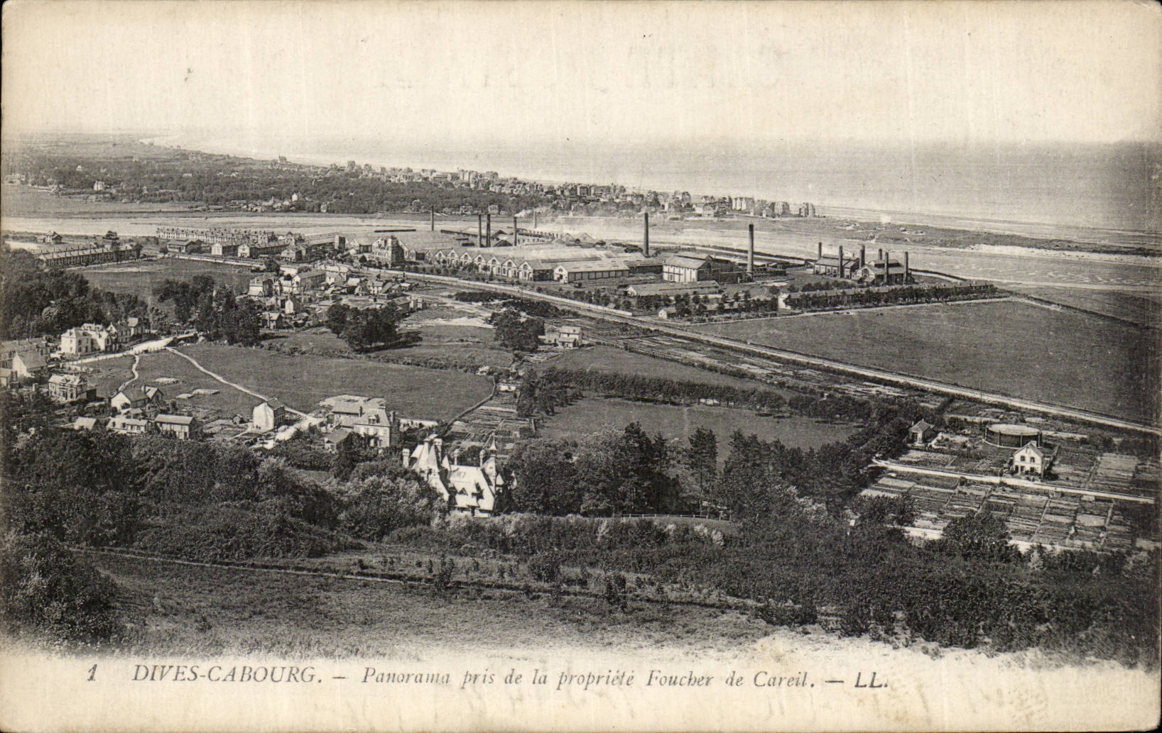Das CPA Tauchen Cabourg Panorama das von genommen wird hat Eigentum Foucher de CAreil