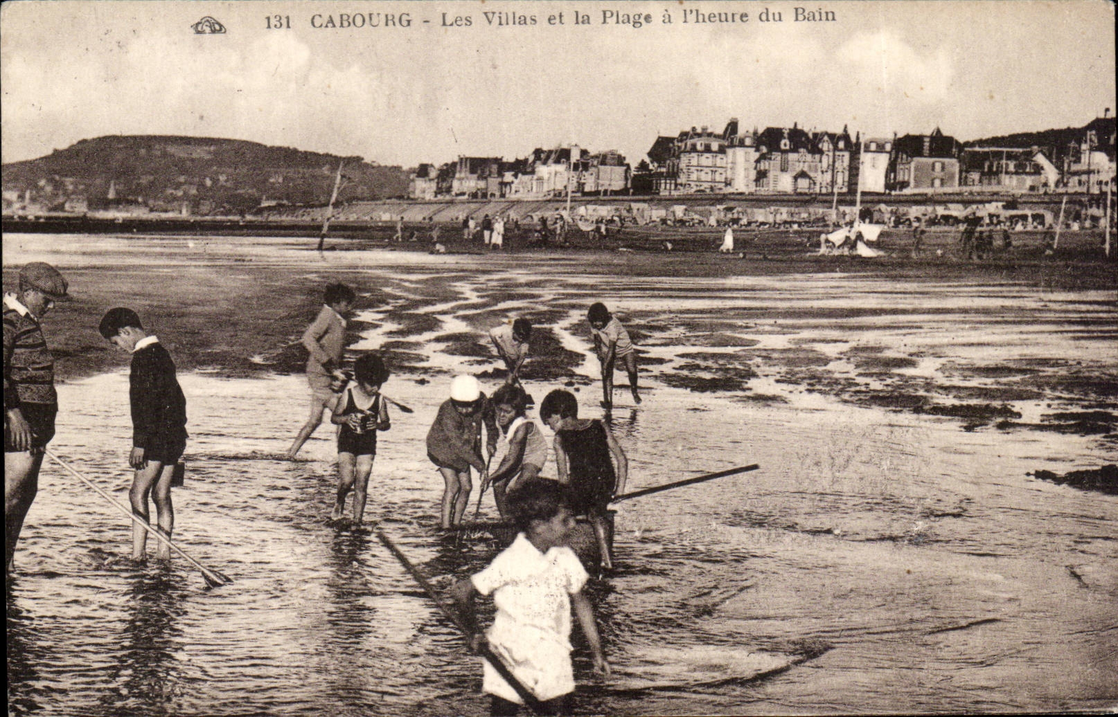 Cabourg CPA Landhauser und der Strand pro Stunde des Bades