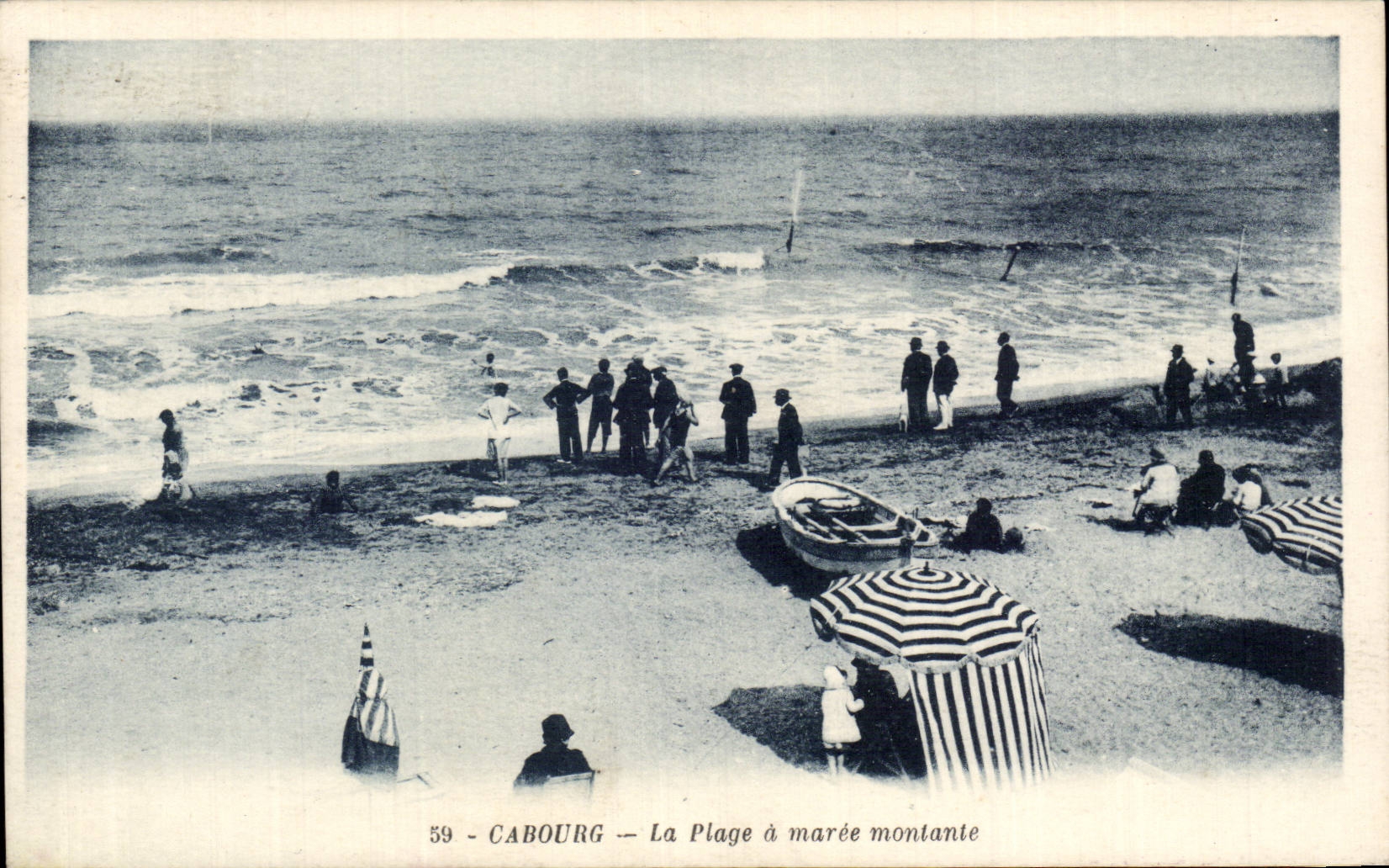 Cabourg CPA der Strand hat steigende Flut