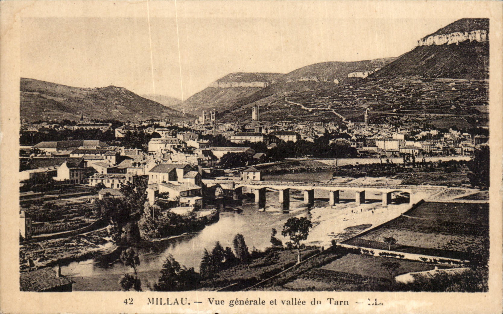 CPA Millau View and valley of the Tarn