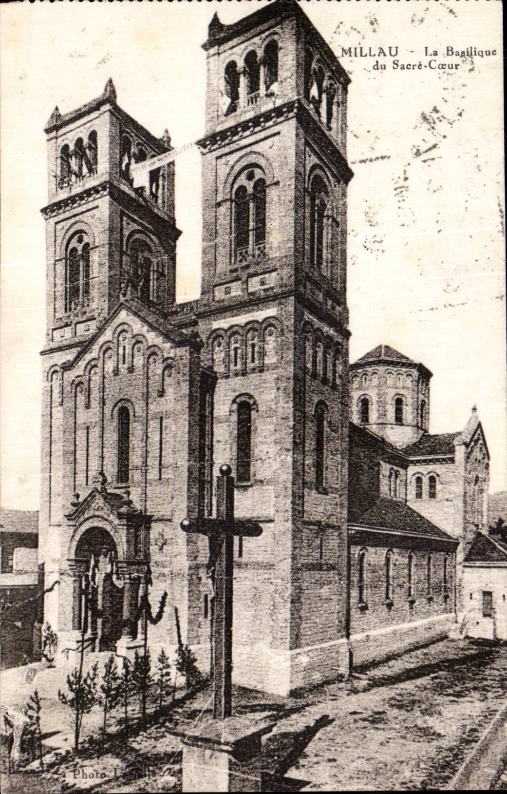 CPA Millau Basilica of the Sacring Heart