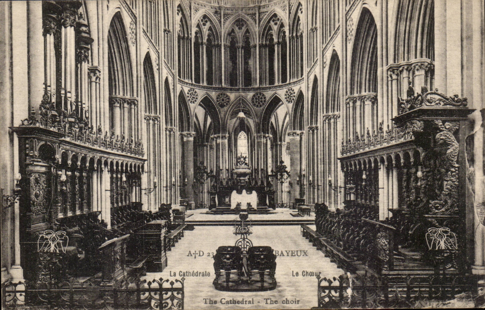 CPA Bayeux der Kathedralechor