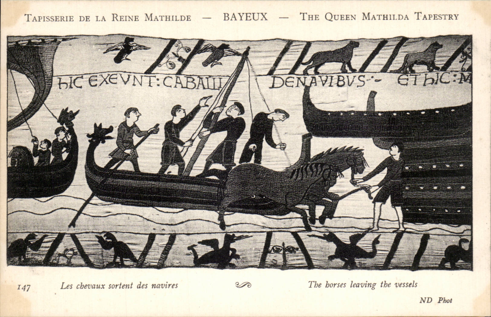 CPA Bayeux Tapisserie de la reine Mathilde Les chevaux sortent des navires