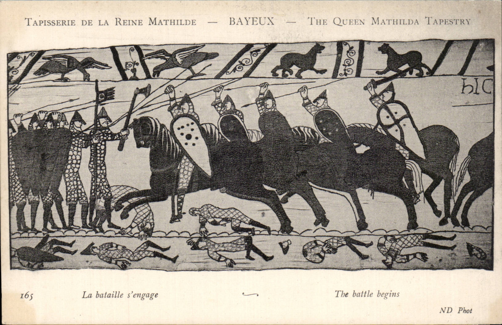 CPA Bayeux Tapisserie de la reine Mathilde La bataille s'engage