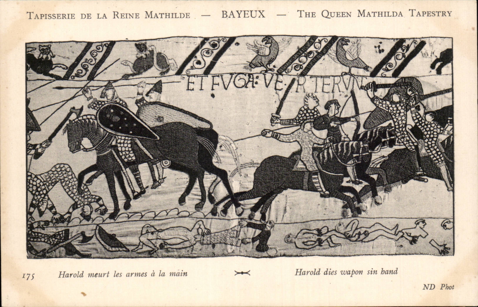 CPA Bayeux Tapisserie of the Queen Mathilde Harold dies the weapons with the hand