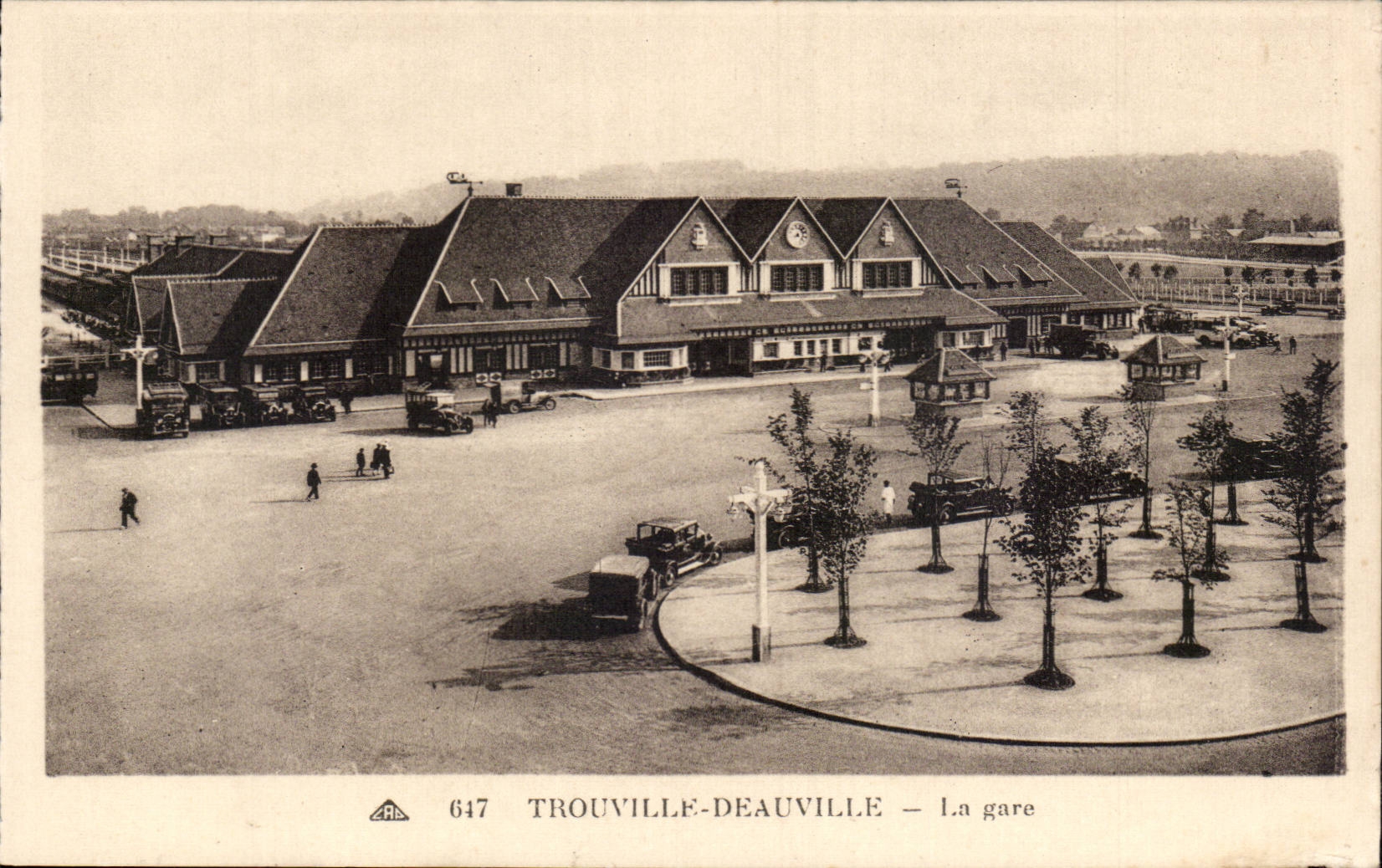 CPA Trouville Deauville Train station