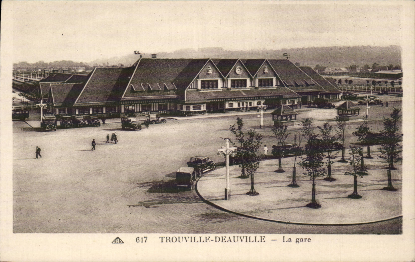 CPA Trouville Deauville Train station