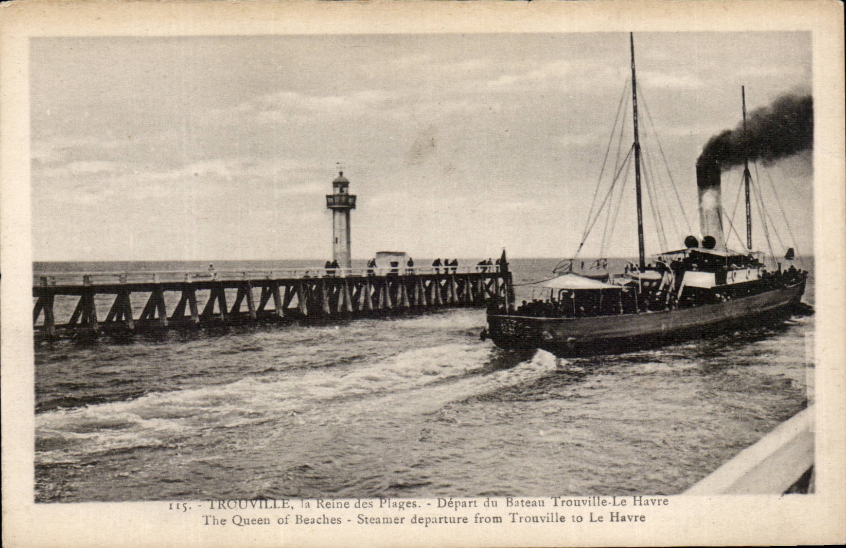 CPA Trouville the queen of the beaches Departure of the Trouville boat Le Havre
