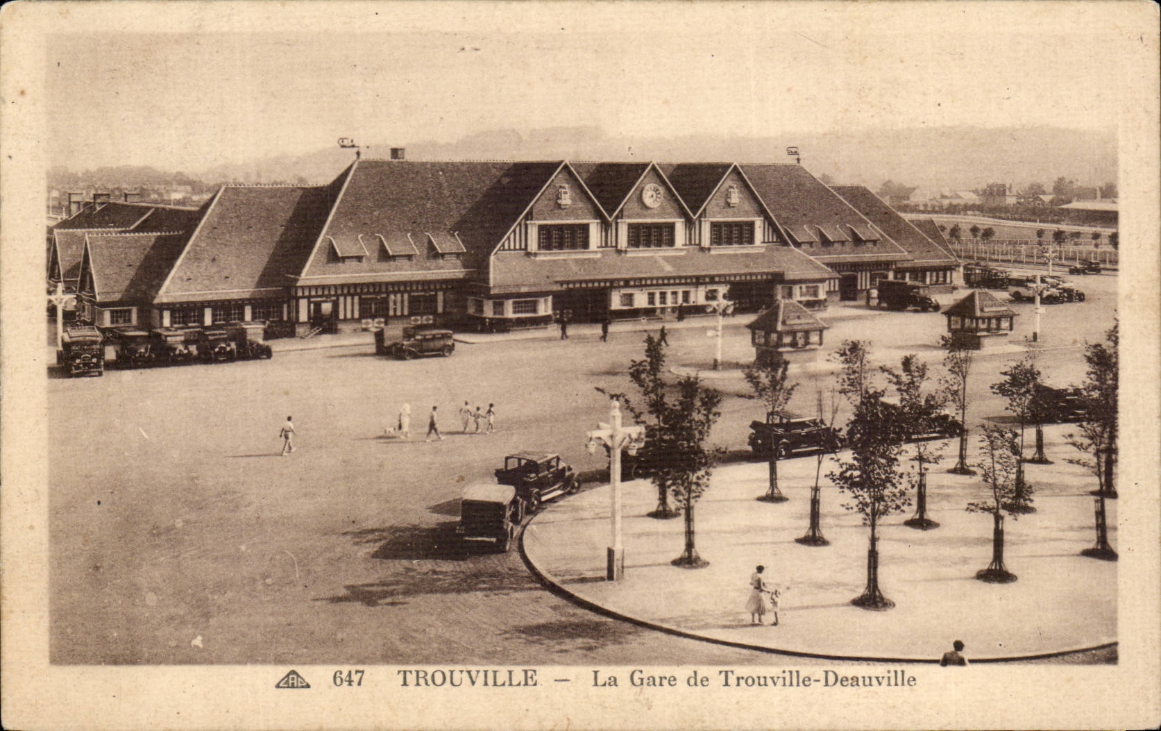 CPA Trouville Train station of Trouville Deauville