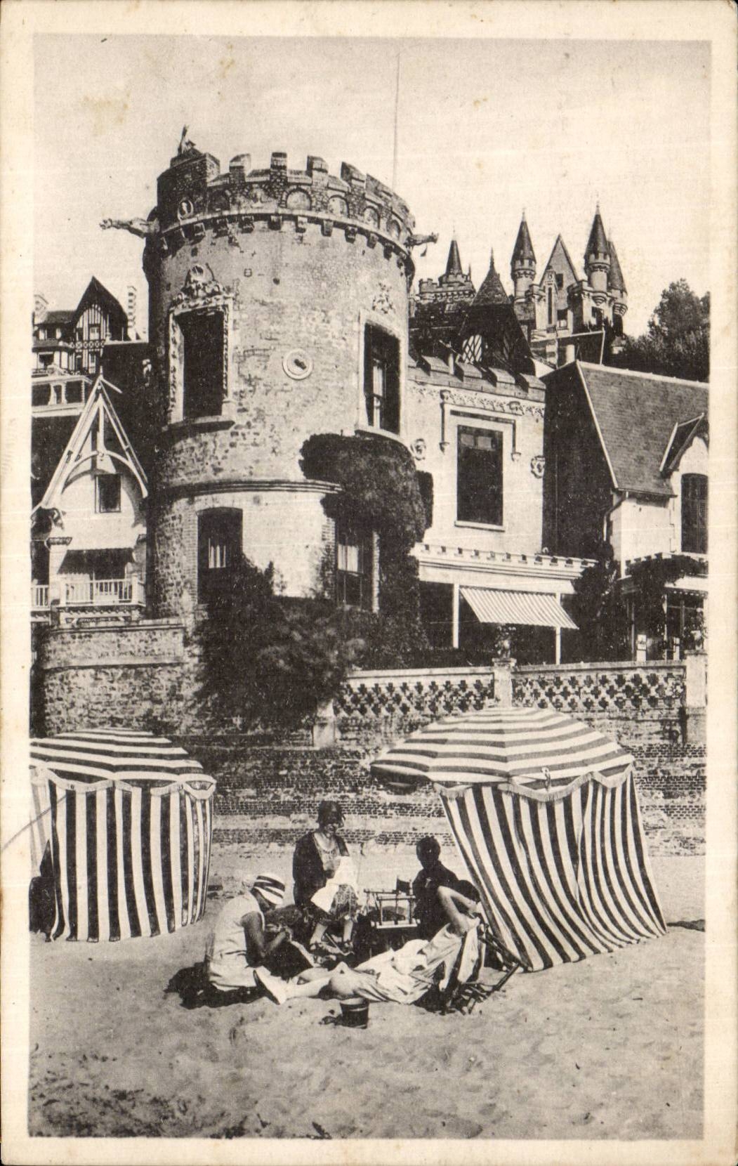 CPA Trouville Villa on the beach