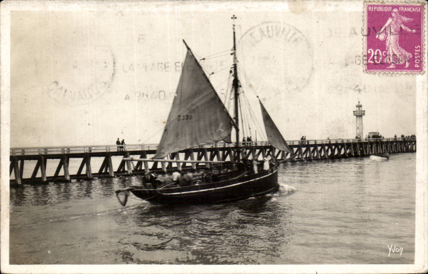 CPA Trouville Left a sailing ship