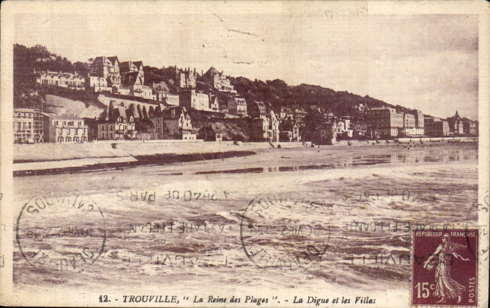 CPA Trouville the queen of the beaches the dam and villas