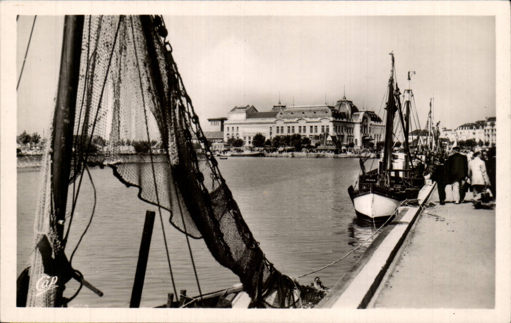 CPA Trouville the port and the casino