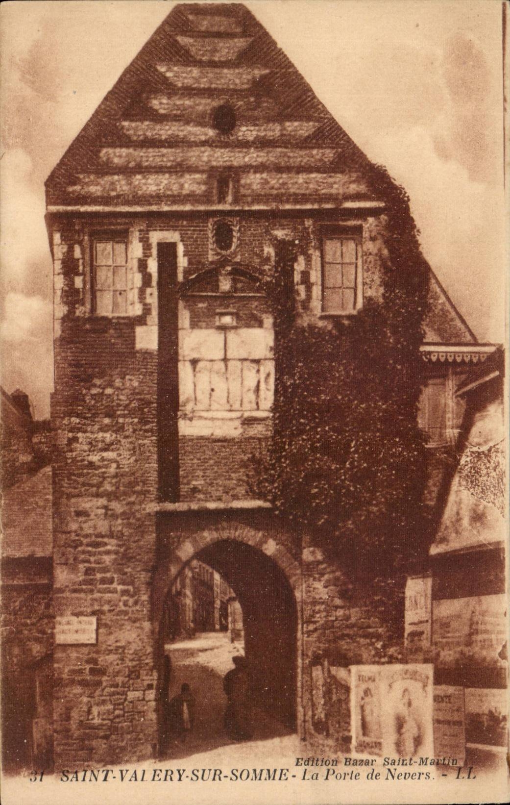 CPA Saint Valery on Sum the door of Nevers