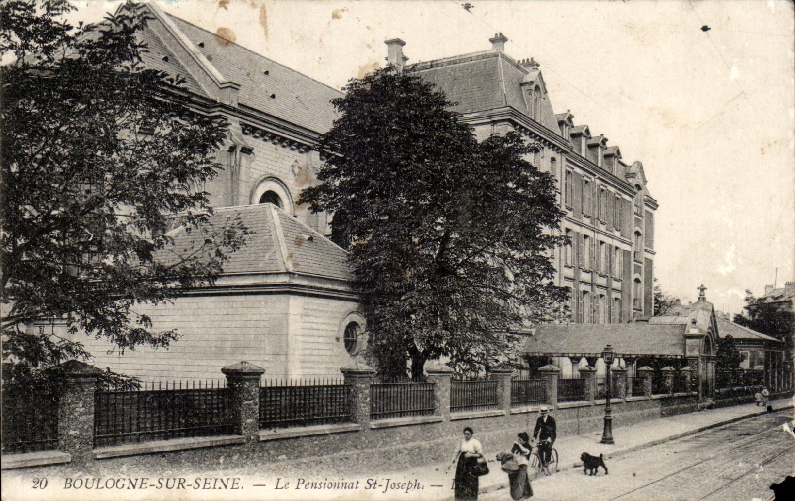 CPA Boulogne on the Seine the boarding school St Joseph