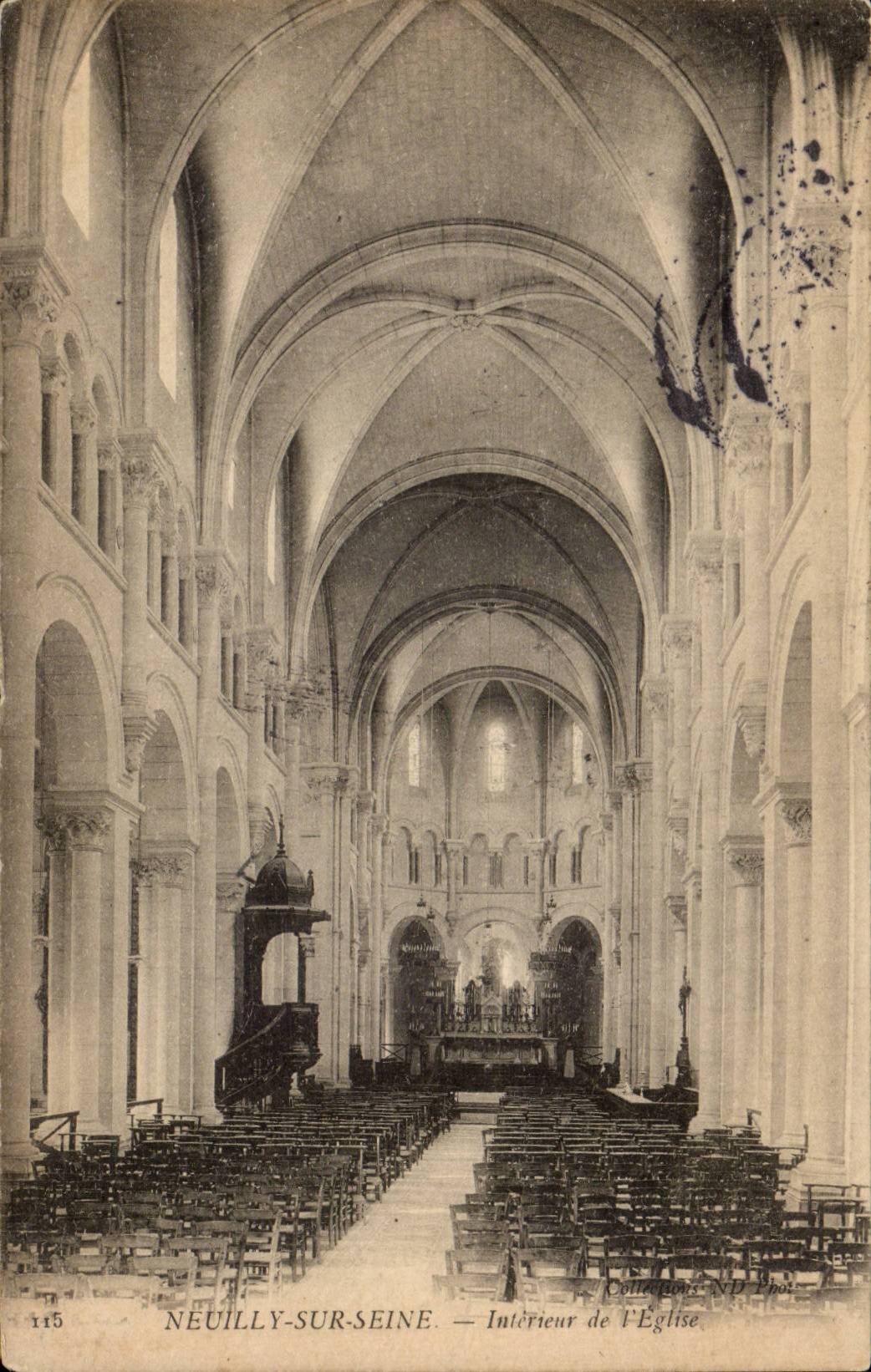 CPA Neuilly sur Seine Interieur de l'eglise